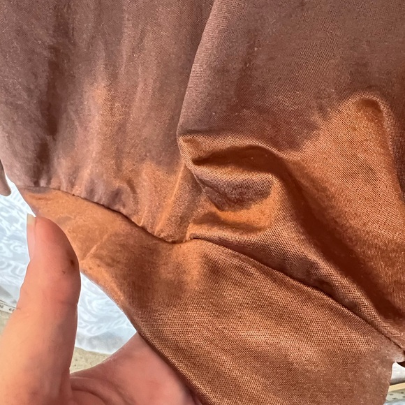 GUC COPPER! 🤩 TOP SWEATSHIRT SO CUTE SHEEN! M SOCIALITE SHIRT CREWNECK MARKS - Picture 6 of 14